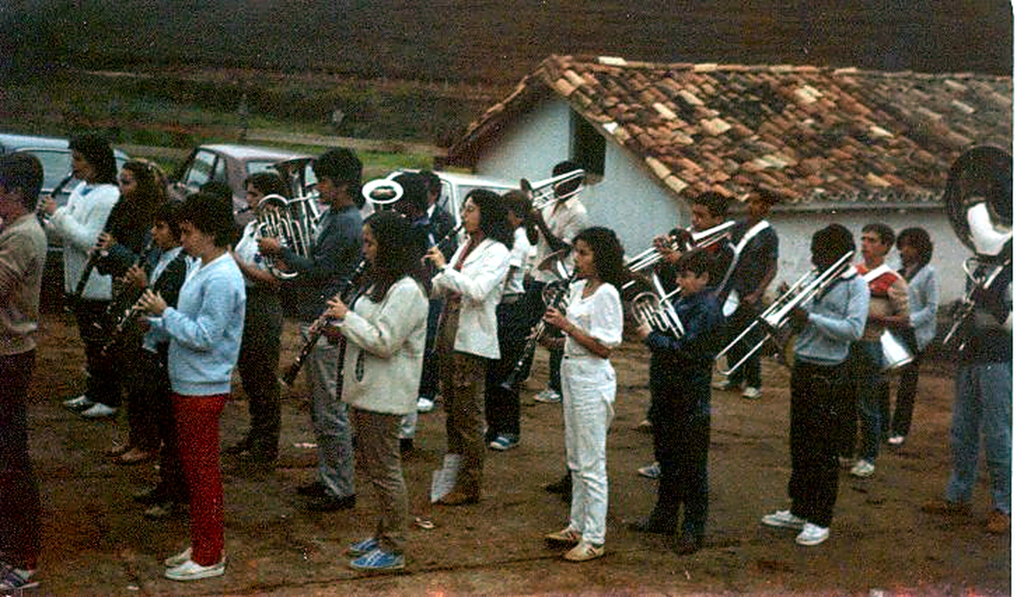 Banda de música durante o Encontro da Família Nogueira em 1995