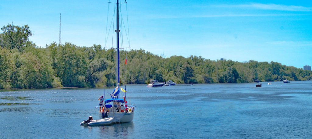 Lake Ontario - Sailboats